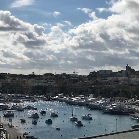 شقة Sir William Strand Gzira المظهر الخارجي الصورة
